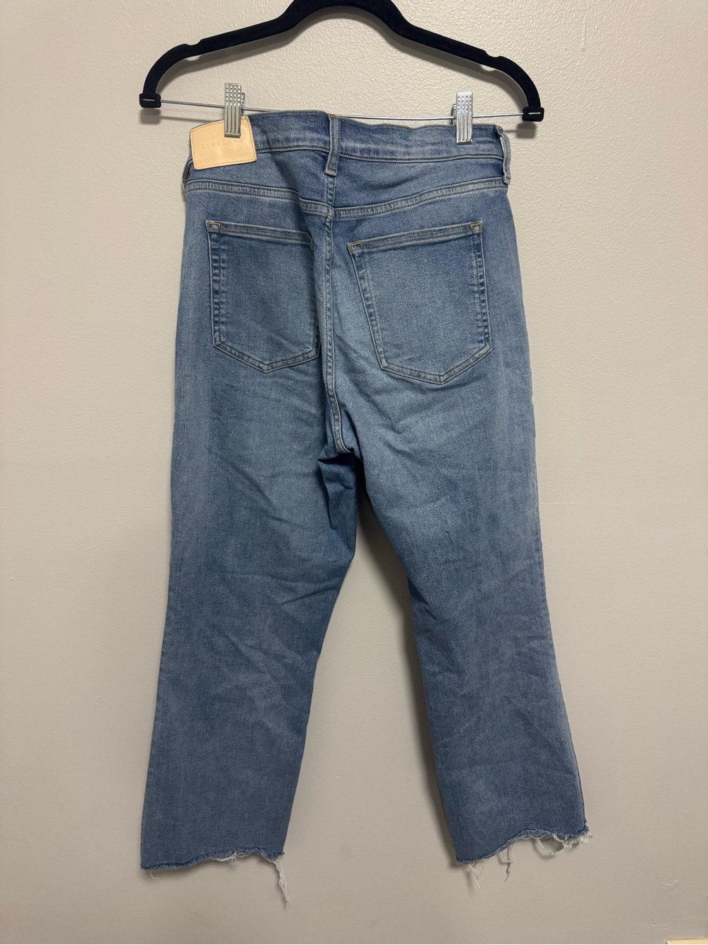 Everlane The Kick Cropped Jean Distressed - Picture 3 of 10